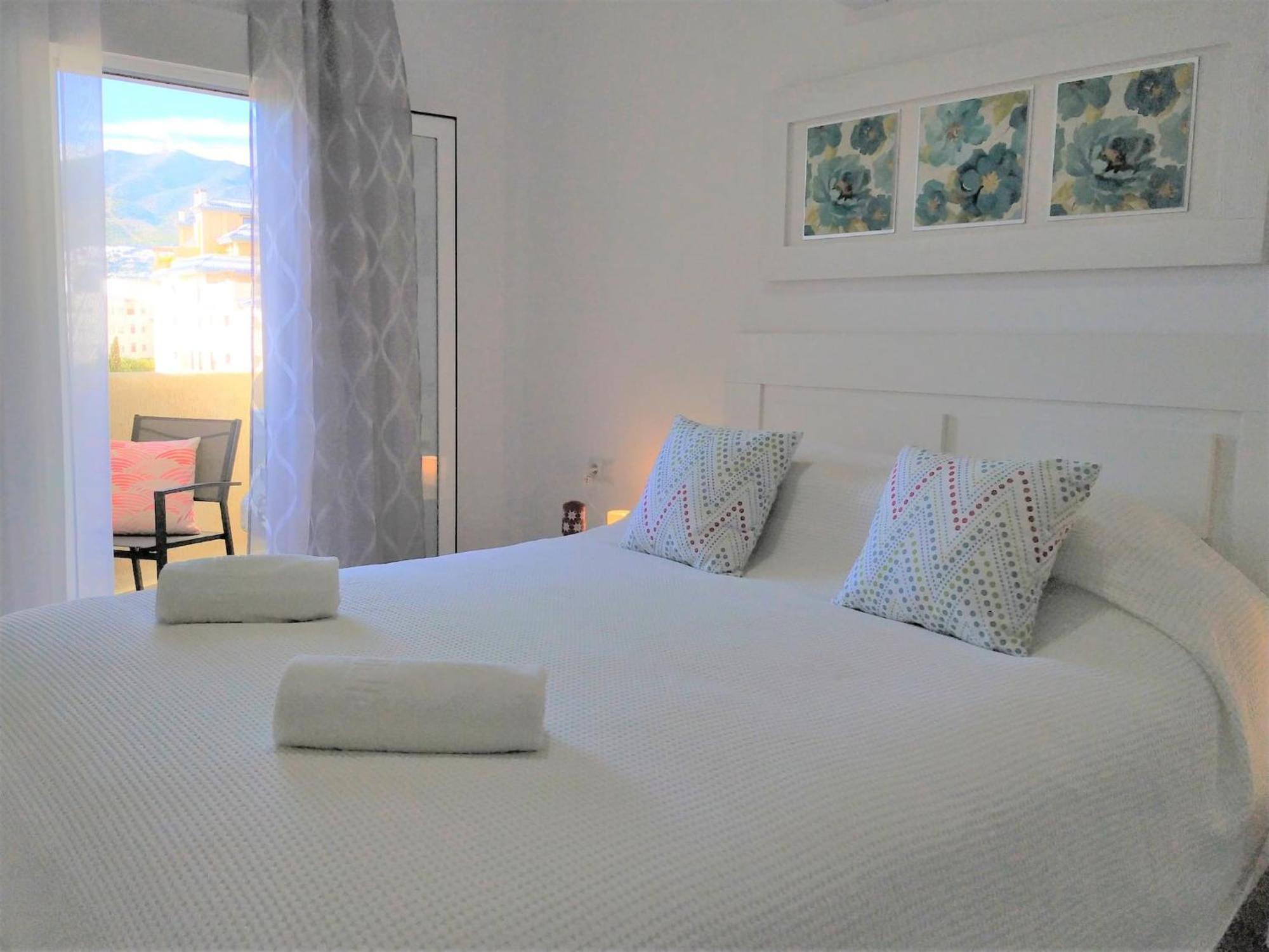 Deluxe Apartment In Benalbeach With Beach Views Benalmádena Εξωτερικό φωτογραφία