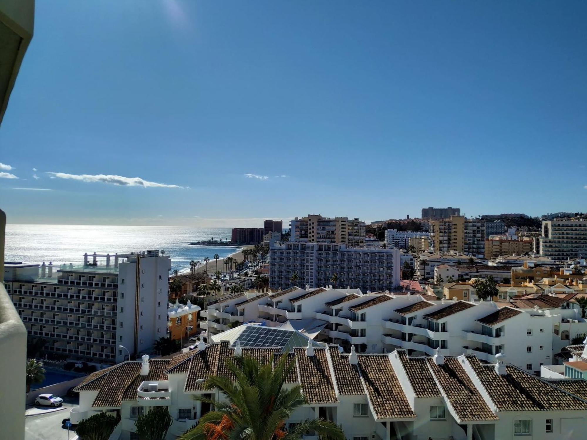 Deluxe Apartment In Benalbeach With Beach Views Benalmádena Εξωτερικό φωτογραφία